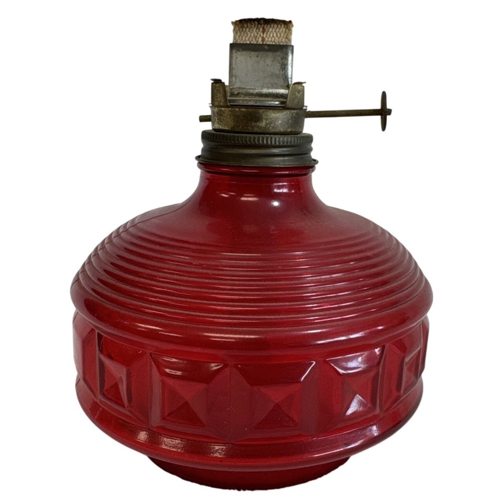 Vintage Red Glass Oil Lamp, Diamond & Ribbed Pattern,‎ Kerosene Lantern
